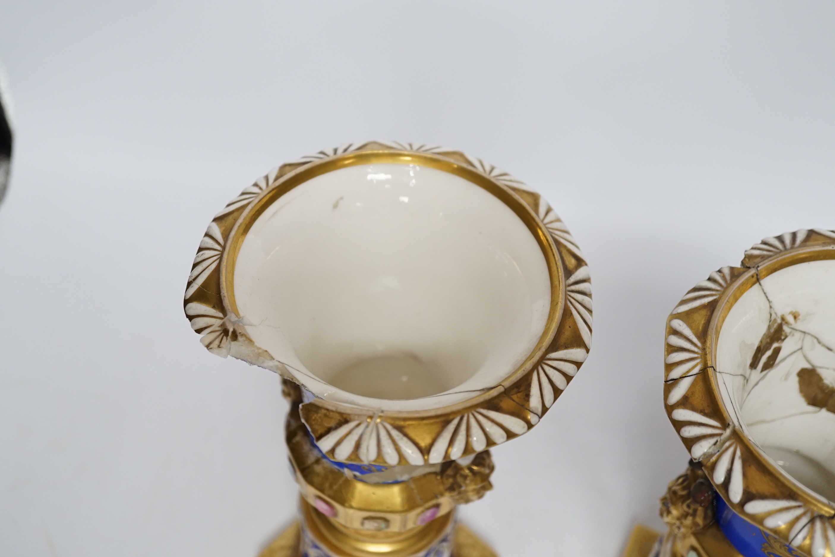 A pair of early 19th century vases - in need of restoration, 25cm